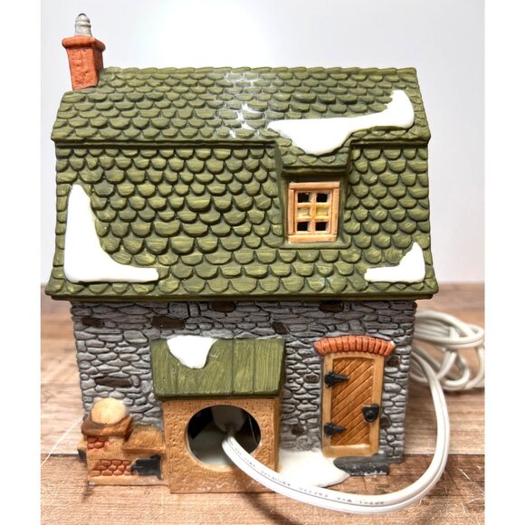 Vintage Department 56 Dickens Village White Horse Bakery Ceramic Building - Picture 3 of 8